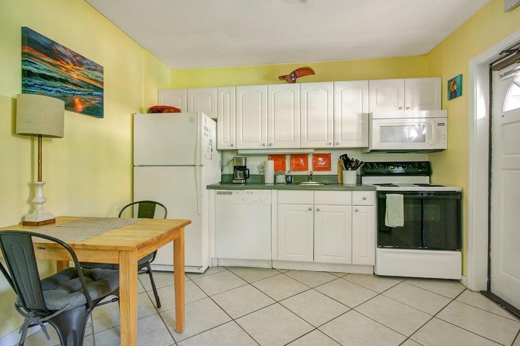 Five Palms Vacation Rentals- Daily - Weekly - Monthly Clearwater Beach Exterior foto